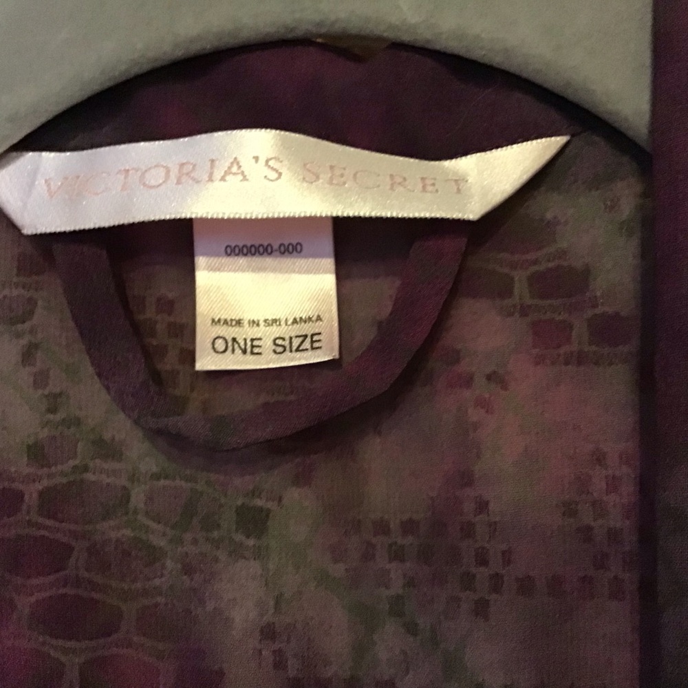 Victoria's Secret Purple Robe - Picture 2 of 6